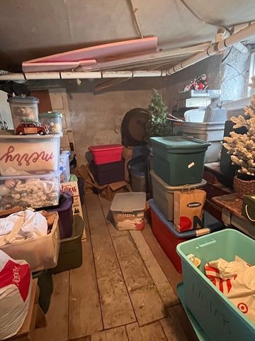 332 Albert St, Fall River, MA 02721