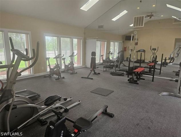 2875 Winkler AVE 517, Fort Myers, FL 33916