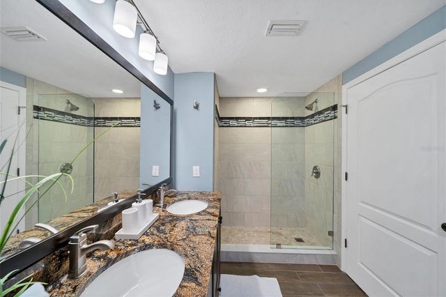 3401 54TH DRIVE W 202, Bradenton, FL 34210