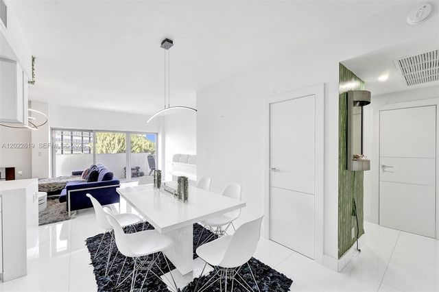 880 NE 69th St 5G, Miami, FL 33138