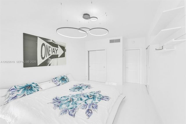 880 NE 69th St 5G, Miami, FL 33138
