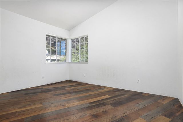 5250 Merritt Ln, Placerville, CA 95667