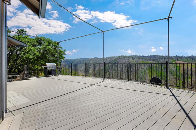 5250 Merritt Ln, Placerville, CA 95667