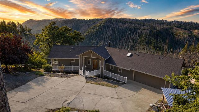 5250 Merritt Ln, Placerville, CA 95667