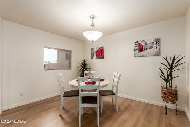 45 S Azurite Drive, Tucson, AZ 85745