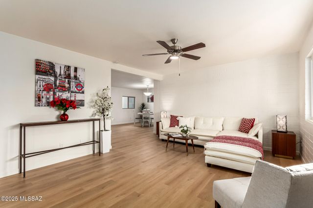 45 S Azurite Drive, Tucson, AZ 85745