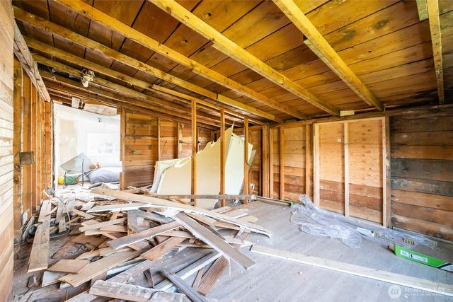 1111 division Street, Hoquiam, WA 98550