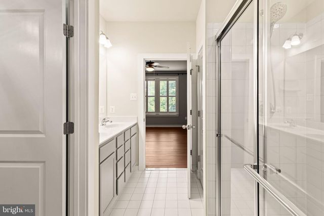 1112 SAXTON DR, Frederick, MD 21702