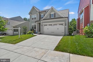 1112 SAXTON DR, Frederick, MD 21702