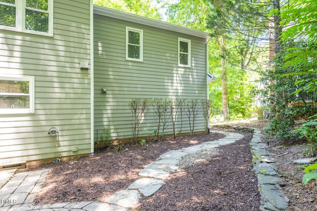 112 Parkmeadow Drive, Cary, NC 27519