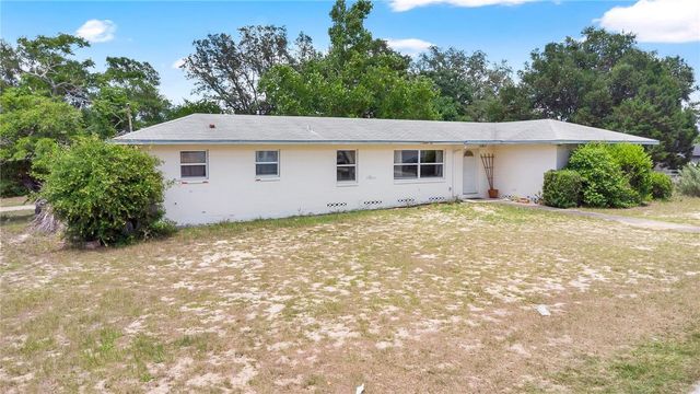 2201 WASHINGTON AVENUE, Eustis, FL 32726