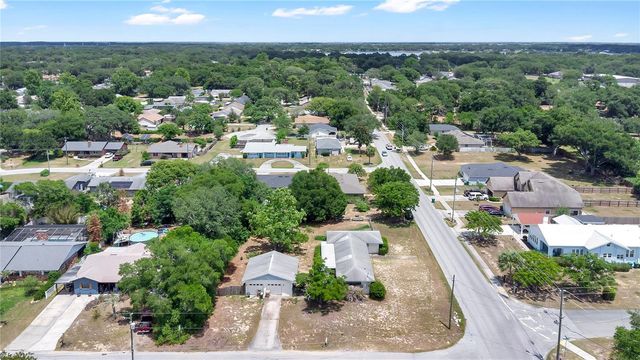 2201 WASHINGTON AVENUE, Eustis, FL 32726