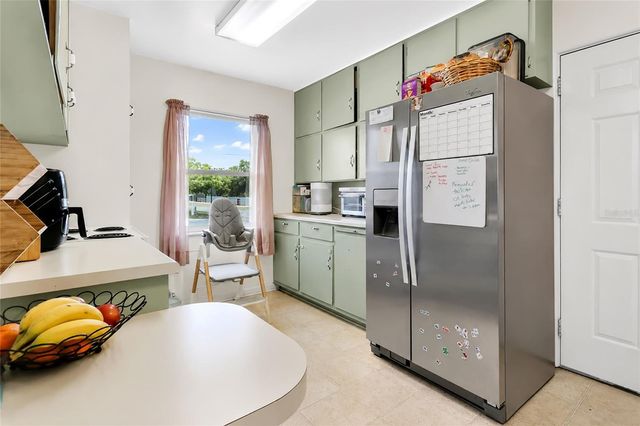 2201 WASHINGTON AVENUE, Eustis, FL 32726
