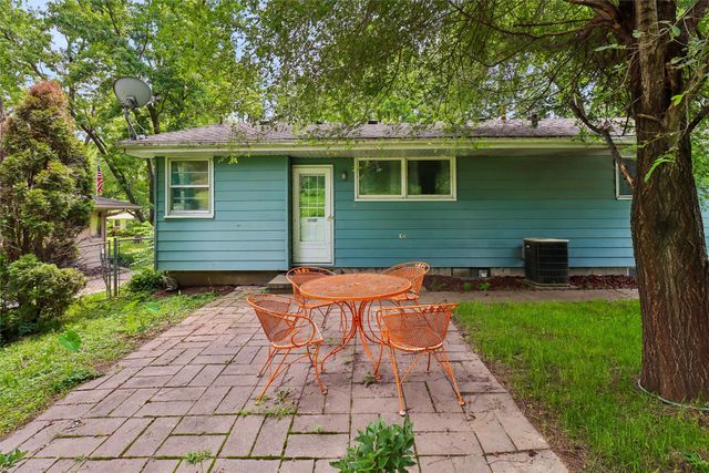 2829 Bennett Avenue, Des Moines, IA 50310