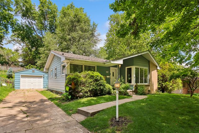 2829 Bennett Avenue, Des Moines, IA 50310