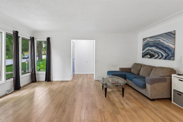 2829 Bennett Avenue, Des Moines, IA 50310