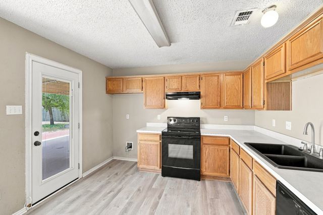316 Janis Lane, Waxahachie, TX 75165