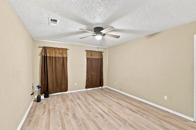 316 Janis Lane, Waxahachie, TX 75165