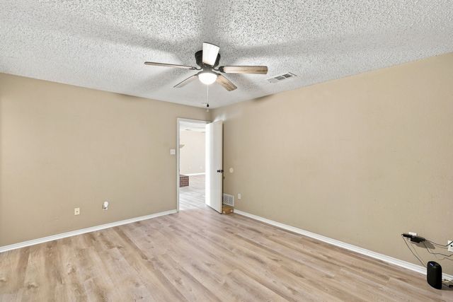 316 Janis Lane, Waxahachie, TX 75165