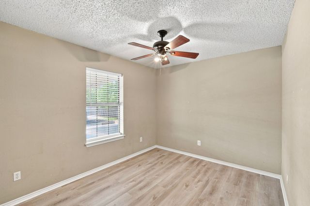 316 Janis Lane, Waxahachie, TX 75165