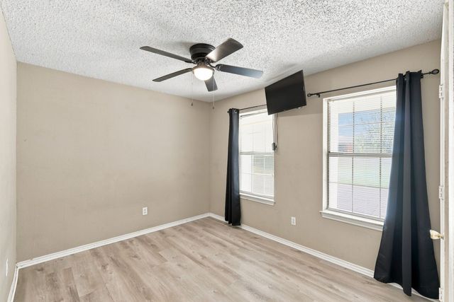 316 Janis Lane, Waxahachie, TX 75165