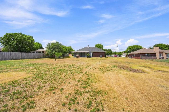 316 Janis Lane, Waxahachie, TX 75165