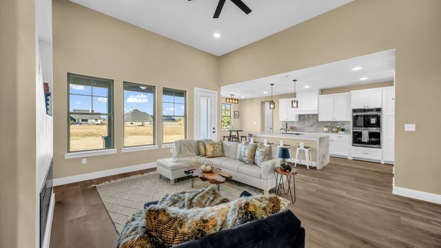 280 Jupiter Trail, Weatherford, TX 76088