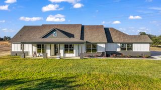 280 Jupiter Trail, Weatherford, TX 76088