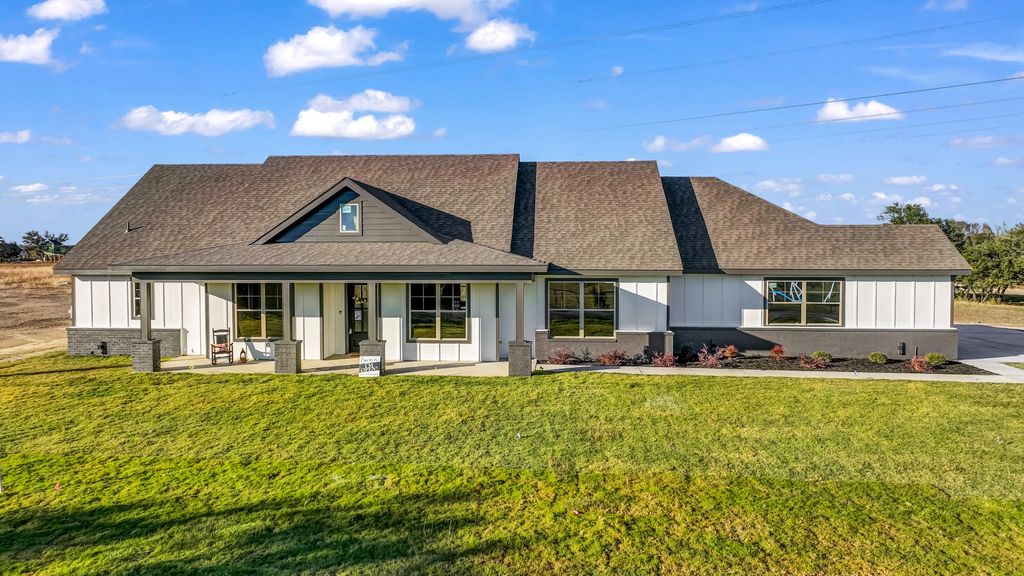 280 Jupiter Trail, Weatherford, TX 76088