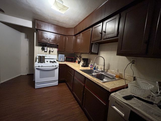41 Circle Drive, Dixmoor, IL 60426