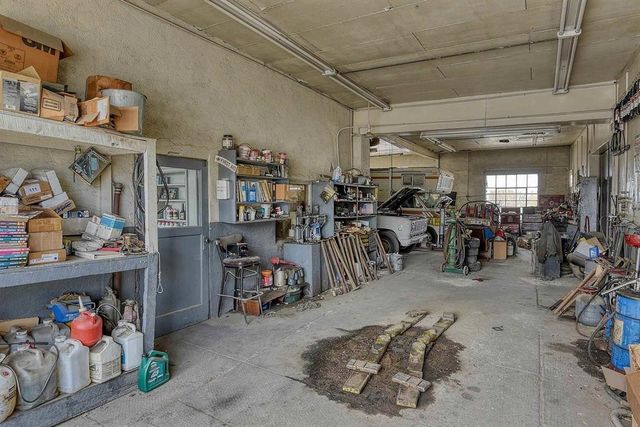 110 E Broadway Ave, Reardan, WA 99029