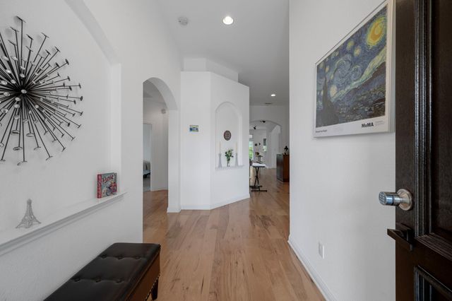 15800 Tetons CT, Bee Cave, TX 78738