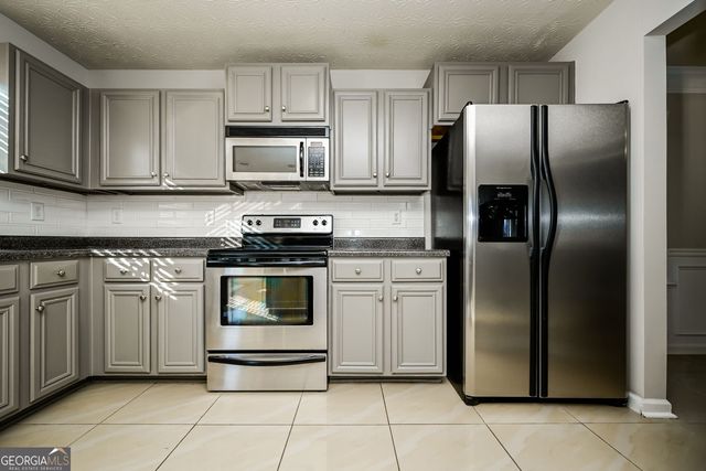 7512 Congregation Street, Fairburn, GA 30213