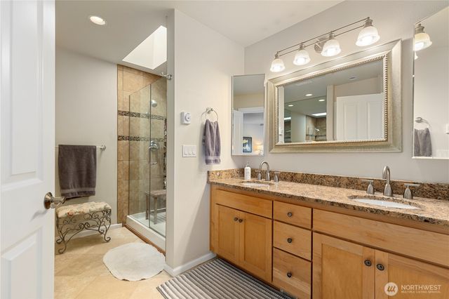 6027 Osprey Circle, Bremerton, WA 98312