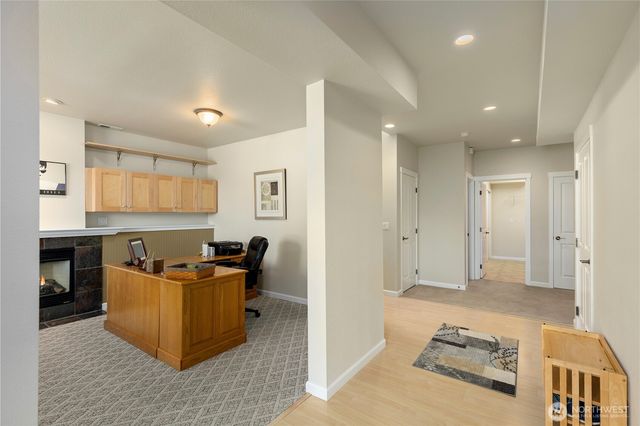 6027 Osprey Circle, Bremerton, WA 98312