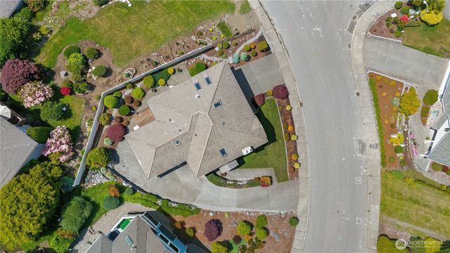 6027 Osprey Circle, Bremerton, WA 98312