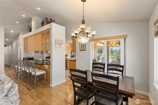 6027 Osprey Circle, Bremerton, WA 98312
