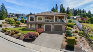 6027 Osprey Circle, Bremerton, WA 98312