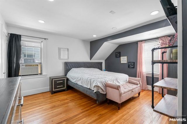 155 Ivy, Newark, NJ 07106