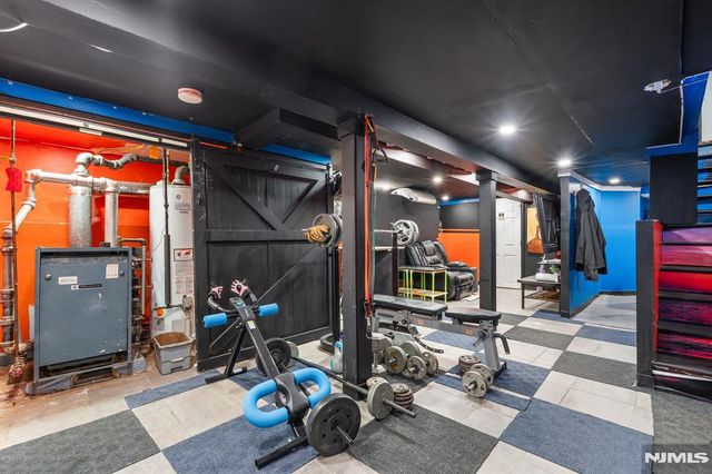 155 Ivy, Newark, NJ 07106