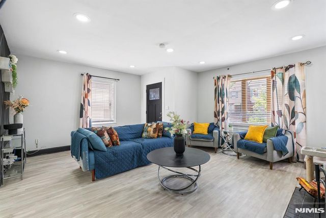 155 Ivy, Newark, NJ 07106