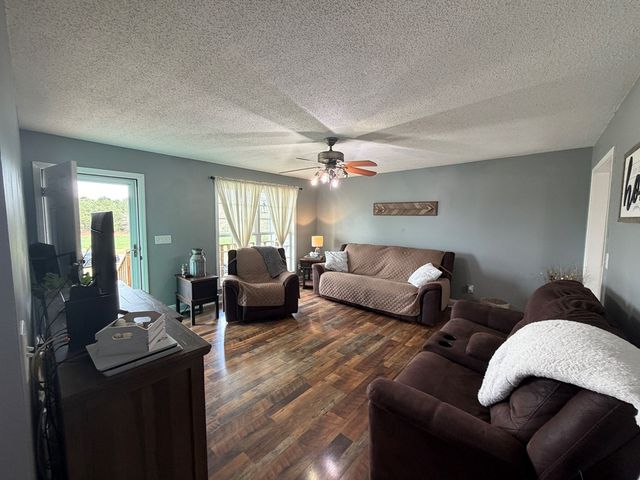 53 Ledford Road, Crandall, GA 30711