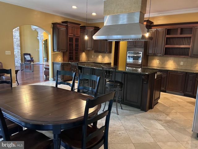 10872 PATOWMACK DR, Great Falls, VA 22066
