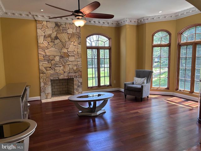 10872 PATOWMACK DR, Great Falls, VA 22066