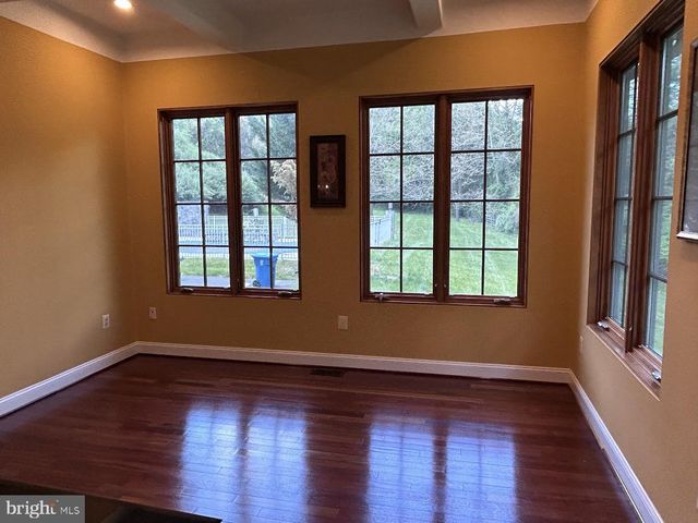 10872 PATOWMACK DR, Great Falls, VA 22066