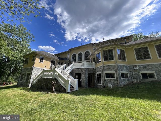 10872 PATOWMACK DR, Great Falls, VA 22066
