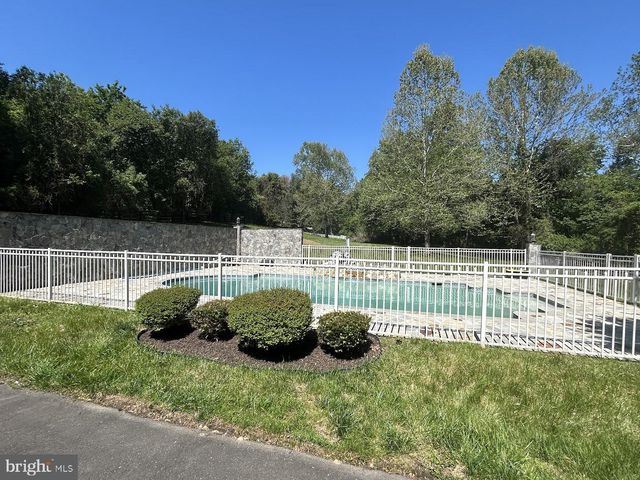 10872 PATOWMACK DR, Great Falls, VA 22066