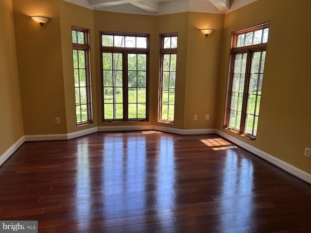 10872 PATOWMACK DR, Great Falls, VA 22066