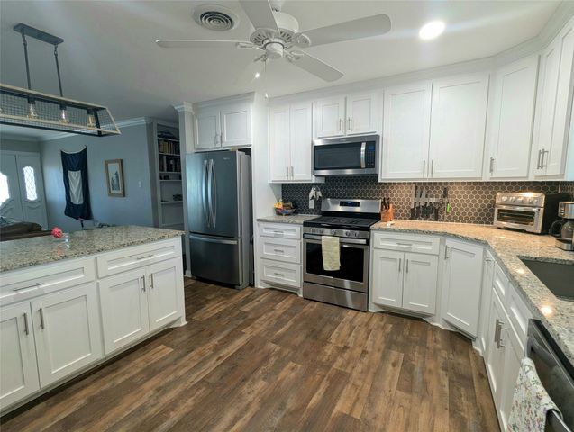 2036 Hermanson Drive, Waco, TX 76710