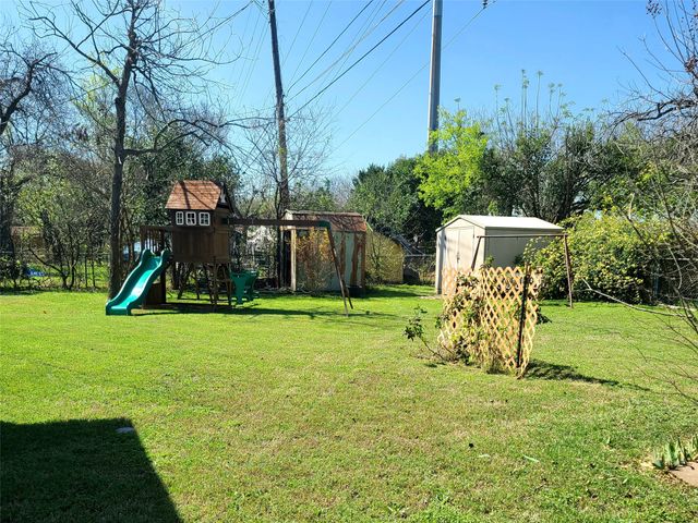 2036 Hermanson Drive, Waco, TX 76710